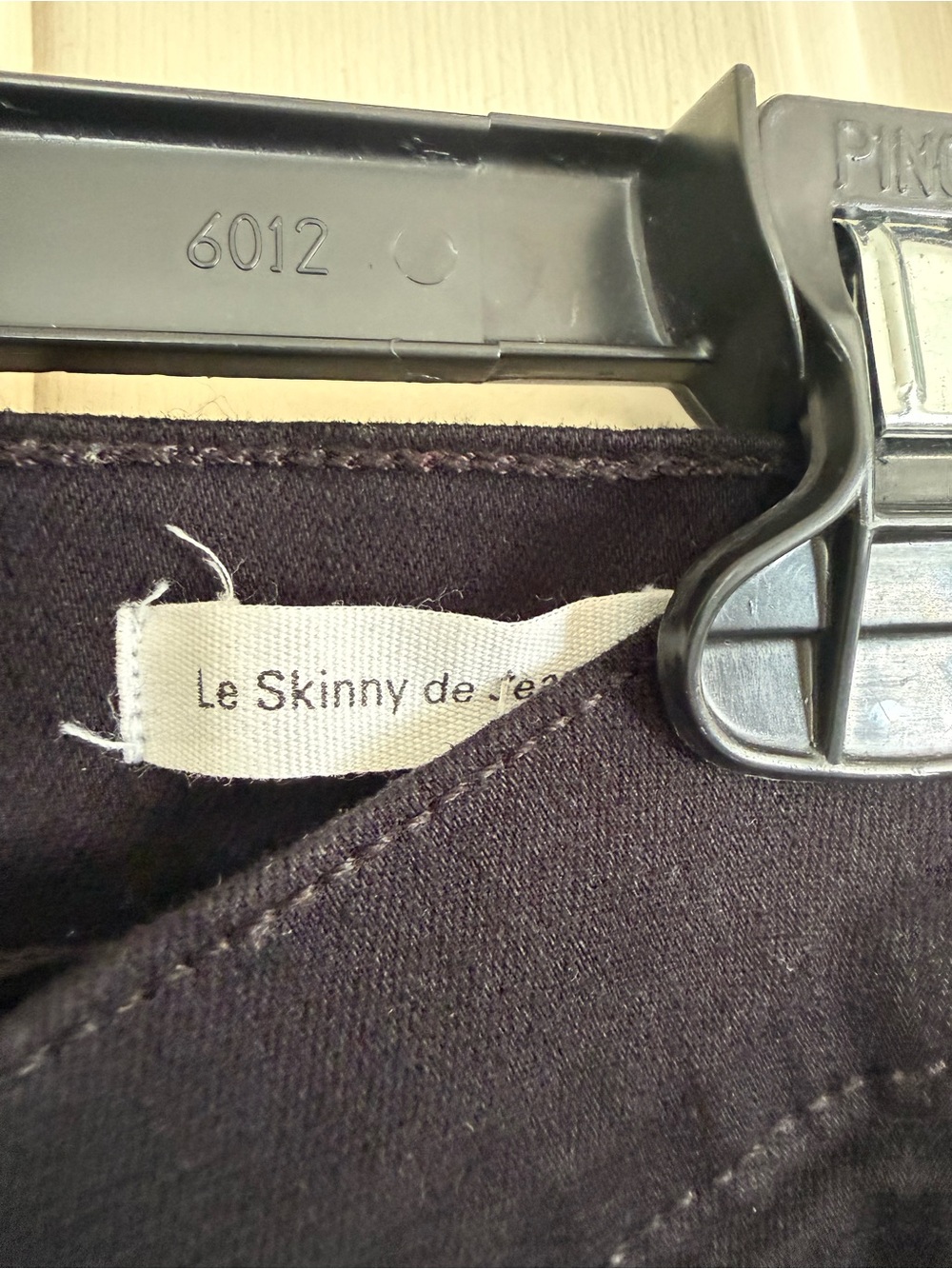 Frame Denim Black Ankle Flared Jeans with Frayed Hem - Picture 4 of 4